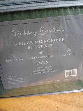 Essentials 3-Piece Microfiber Sheet Set - Green